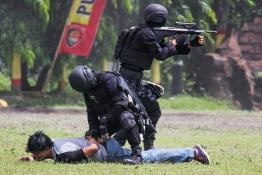 Lima Anggota Densus 88 Pergi Haji Gratis tiap Tahun