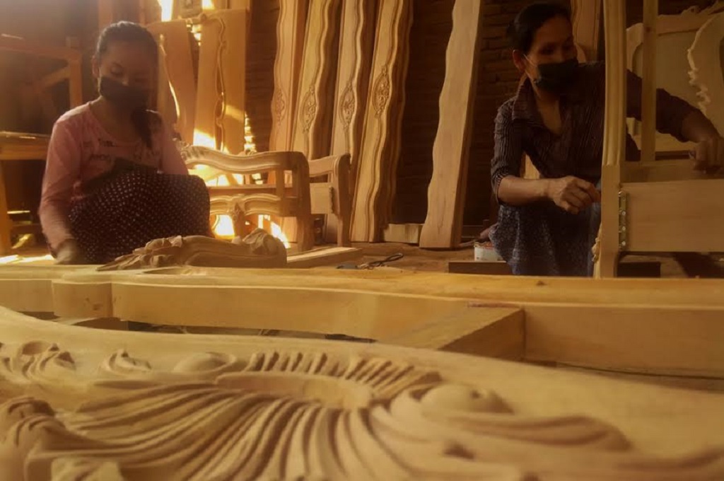 Pekerja mebel di Jepara, MTVN - Rhobi Shani