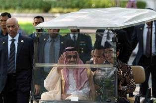 Ini Cenderamata Jokowi untuk Raja Salman