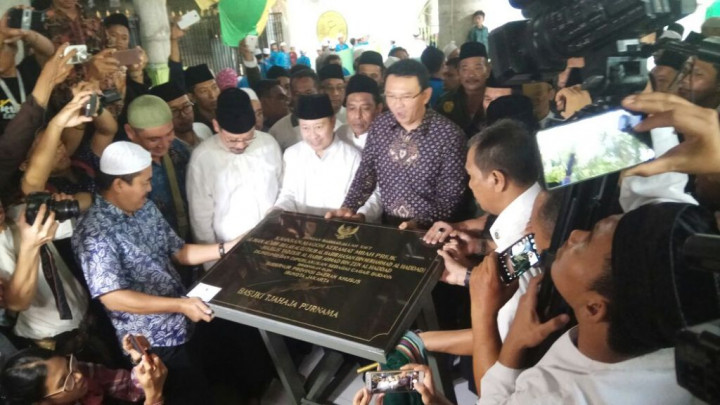 Ahok: Hak Gubernur Tetapkan Makam Mbah Priuk Jadi Cagar Budaya