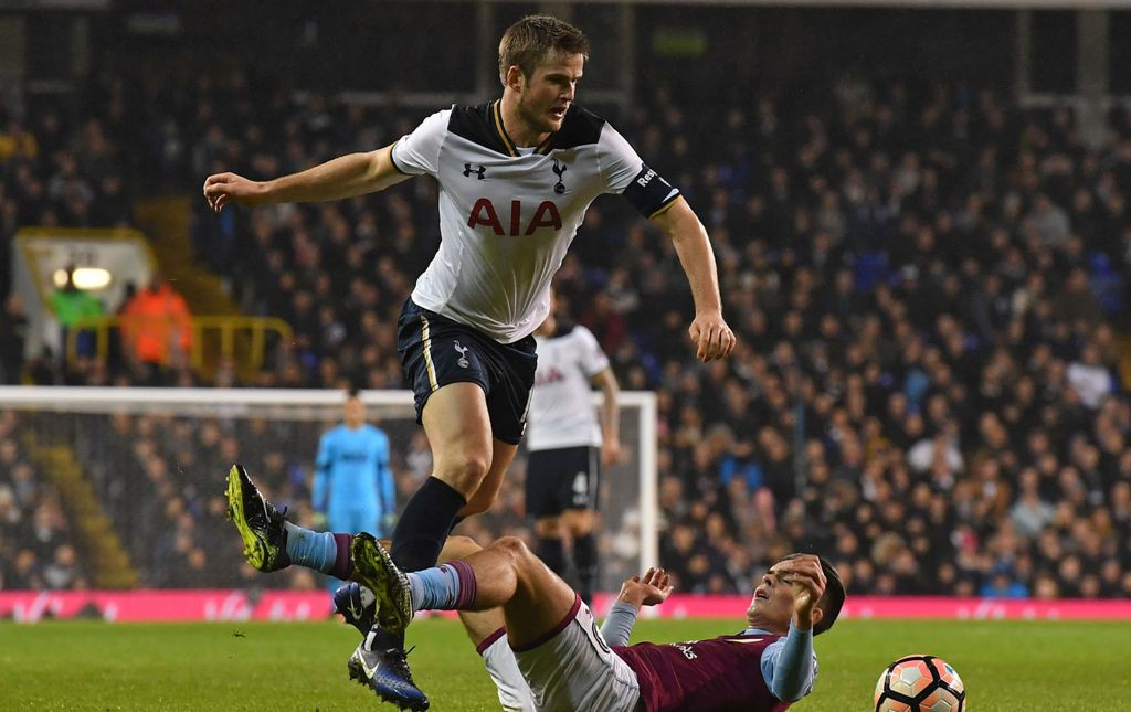Eric Dier (Kiri) (Foto: AFP/Ben Stansall)