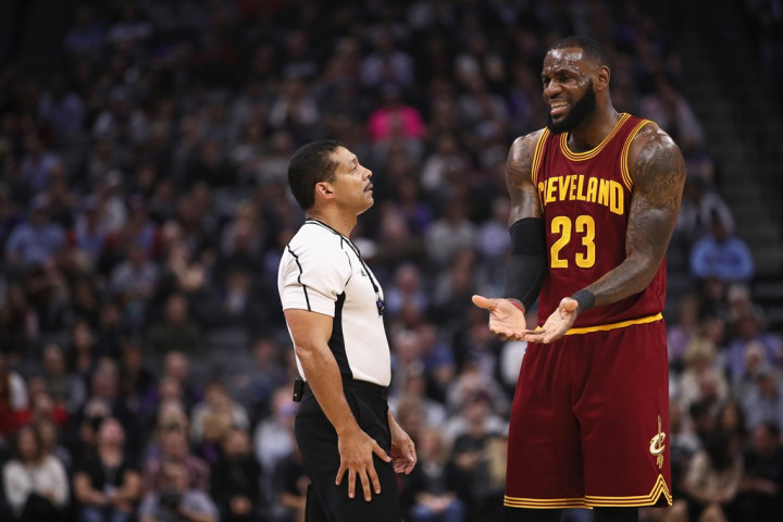 NBA Fokus Tingkatkan Kualitas Wasit