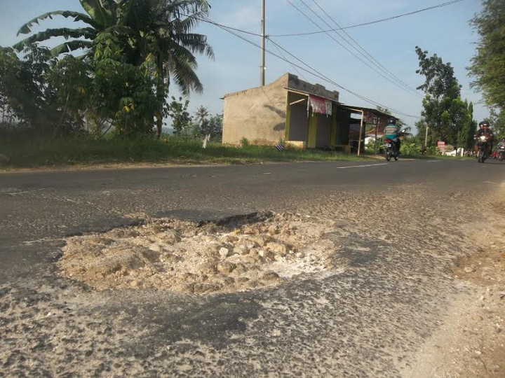 Anggaran Perbaikan Jalan di Sumenep Menurun Drastis