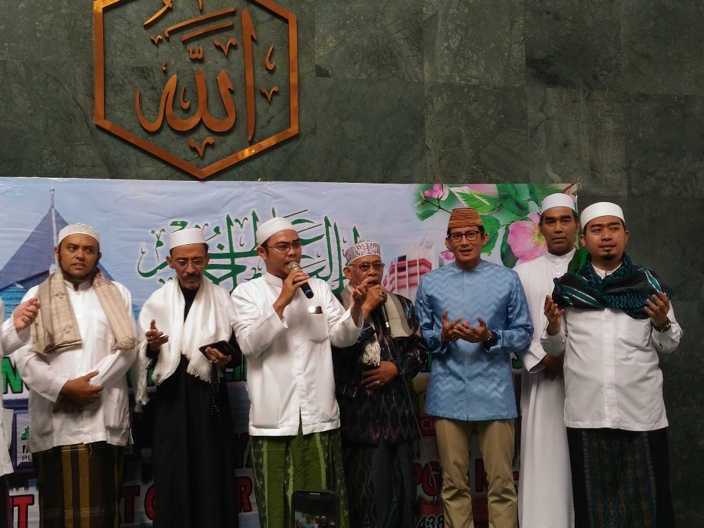 Sandi Minta Doa di HUT ke-13 PGC