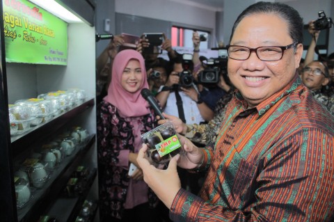 Menteri Anak Agung Gede Ngurah (AAGN) Puspayoga. ANTARA FOTO/Destyan Sujarwoko. 