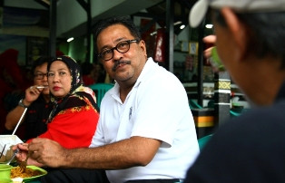 Rano Karno Disebut Terima Rp300 Juta dari Korupsi Alkes Banten