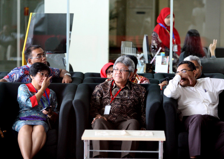 KPK Cecar Sekjen DPR soal Kinerja Komisi V