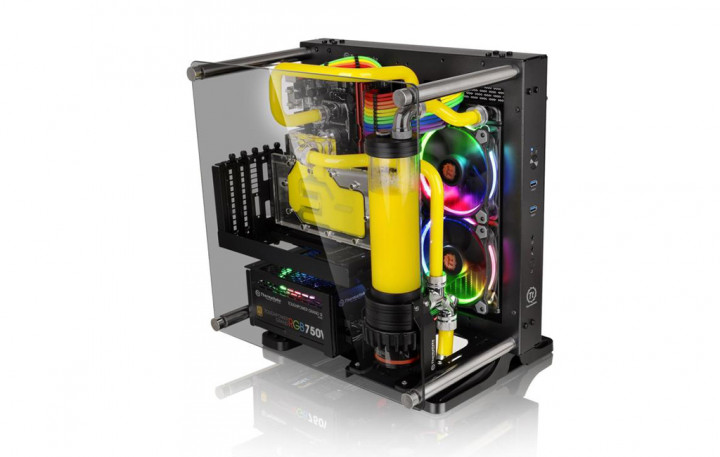 Thermaltake Core P1 TG Jadi Tandem Utama Modder PC Mungil
