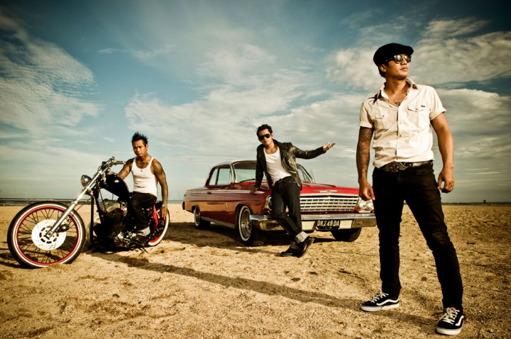 Tidak Ada Titik Ironi!