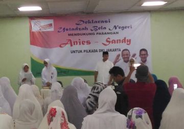 Anies Tampik Kampanye di Tempat Ibadah