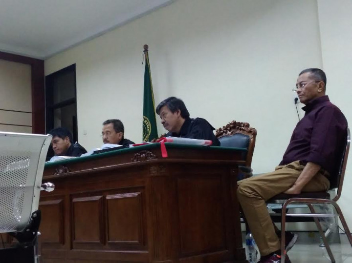 Wisnu Wardhana Bersaksi untuk Dalam Iskan