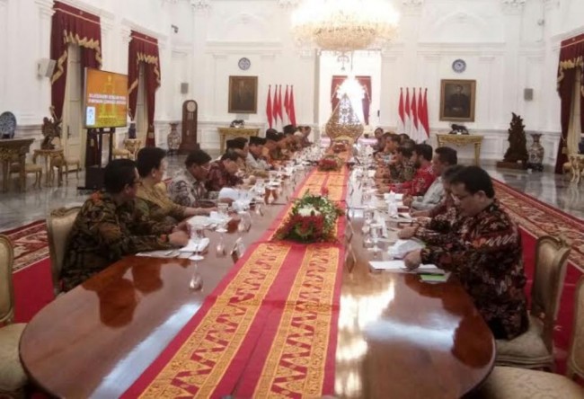 Jokowi Meets State Institution Leaders