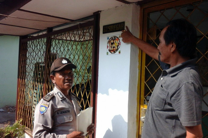 TNI dan Polri di Medan Blusukan Sosialisasikan Bahaya Narkoba