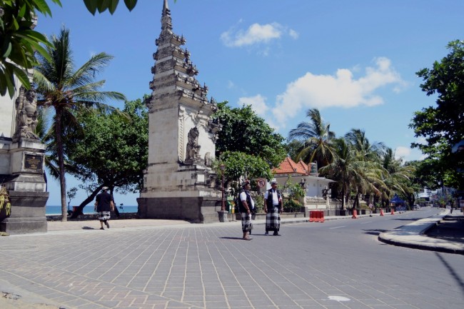 Pecalang dan Banser Kerjasama Amankan Nyepi
