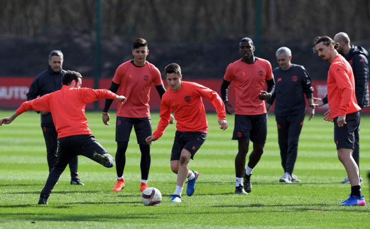 Prediksi <i>Leg 2</i> Babak 16 Besar Liga Europa Dini Hari Nanti