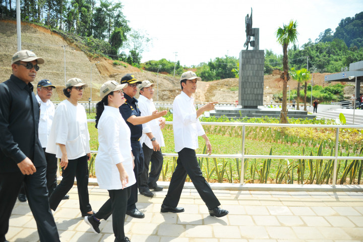 Presiden Minta Pos Lintas Batas Dijadikan Pusat Pertumbuhan Ekonomi