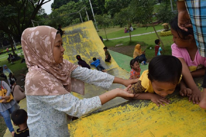 Cara Hindari Pedofil: Orang Tua Luangkan Waktu untuk Anak-anak