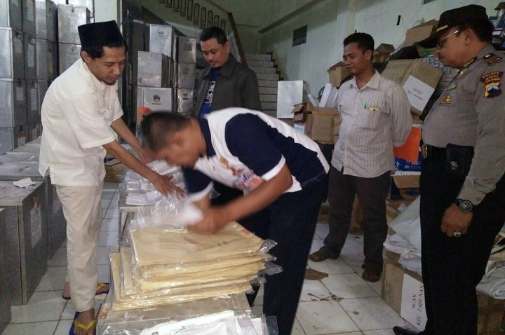Paslon Sulaiman Tambah Alat Bukti, KPU Jepara Buka Kotak Suara