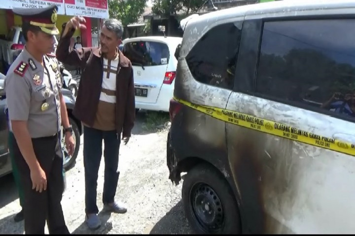 Rumah Ketua DPD PAN Gresik Dilempari Bom Molotov