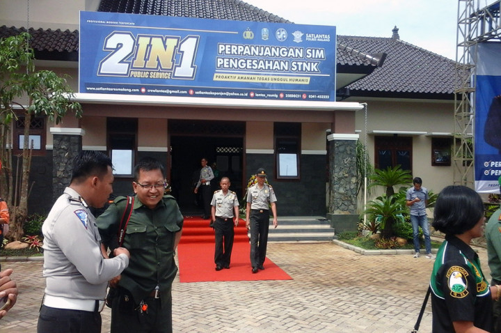 Satlantas Polres Malang Buka Kantor 2 in 1 Public Service
