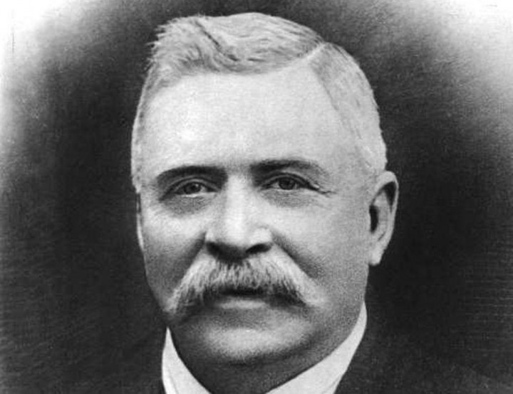 1936: Pelatih dan Presiden Liverpool Pertama Wafat