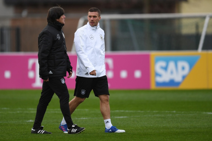 Jerman Jumpa Inggris, Laga Perpisahan Podolski