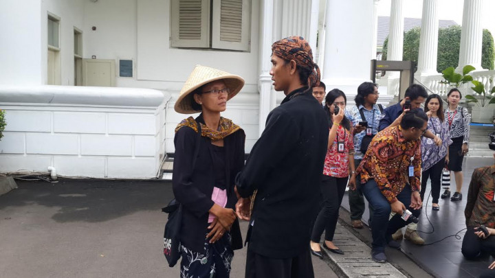 Petani Kendeng: Pak Jokowi, Saya Sudah Kehilangan Bapak