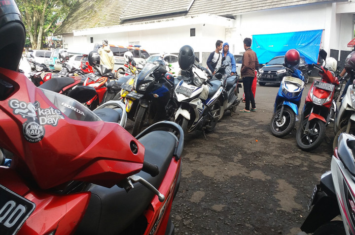 Warga tak Bisa Menolak Ketika Dipungut Tarif Parkir Melebihi Aturan