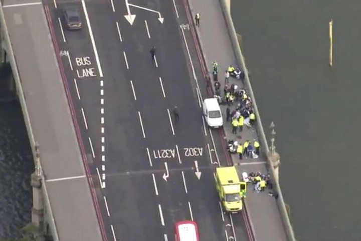 Hindari Mobil Pelaku Teror, Warga Inggris Jatuh ke Sungai Thames