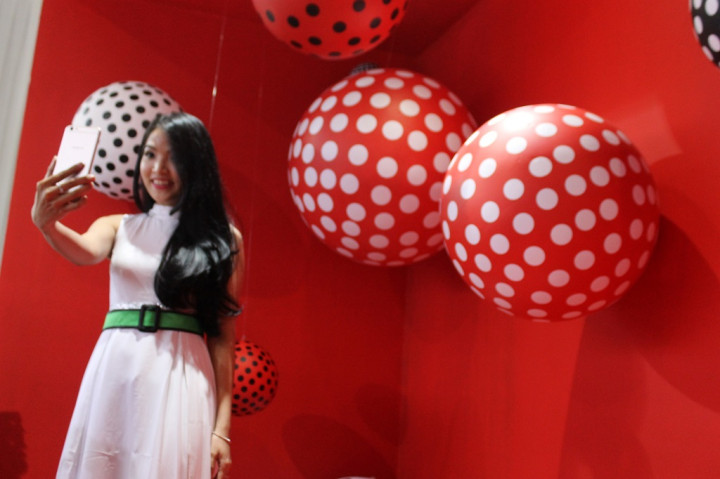 Mengingat Selfie Melupakan Oppo, Mungkinkah?