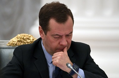 Ribuan Warga Rusia Kecam PM Medvedev yang Terindikasi Korup