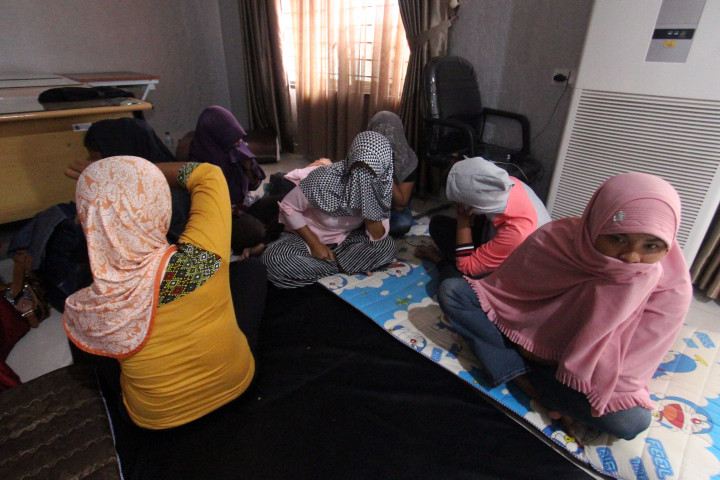 Kapal Bocor, 33 Calon TKI Ilegal Terdampar & Kelaparan