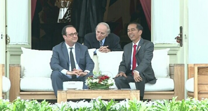 Presiden <i>Ngobrol</i> Santai bareng Hollande di Beranda Istana