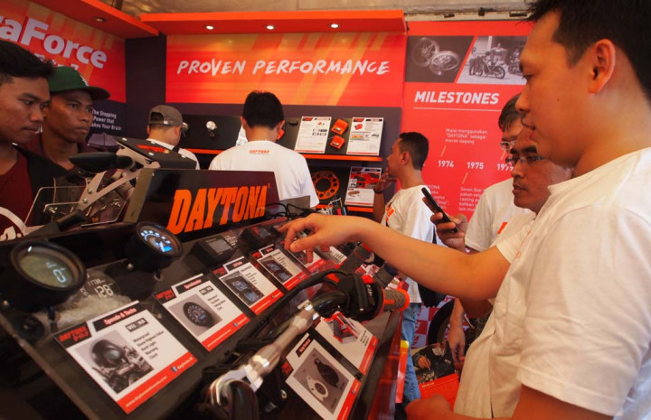 Daytona Siap Rilis Produk Komponen Motor Baru di Otobursa
