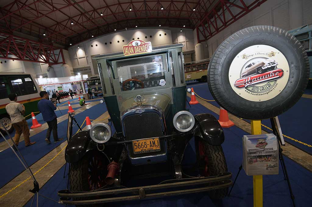 Bus-bus Klasik Dipamerkan di JIEXpo Kemayoran
