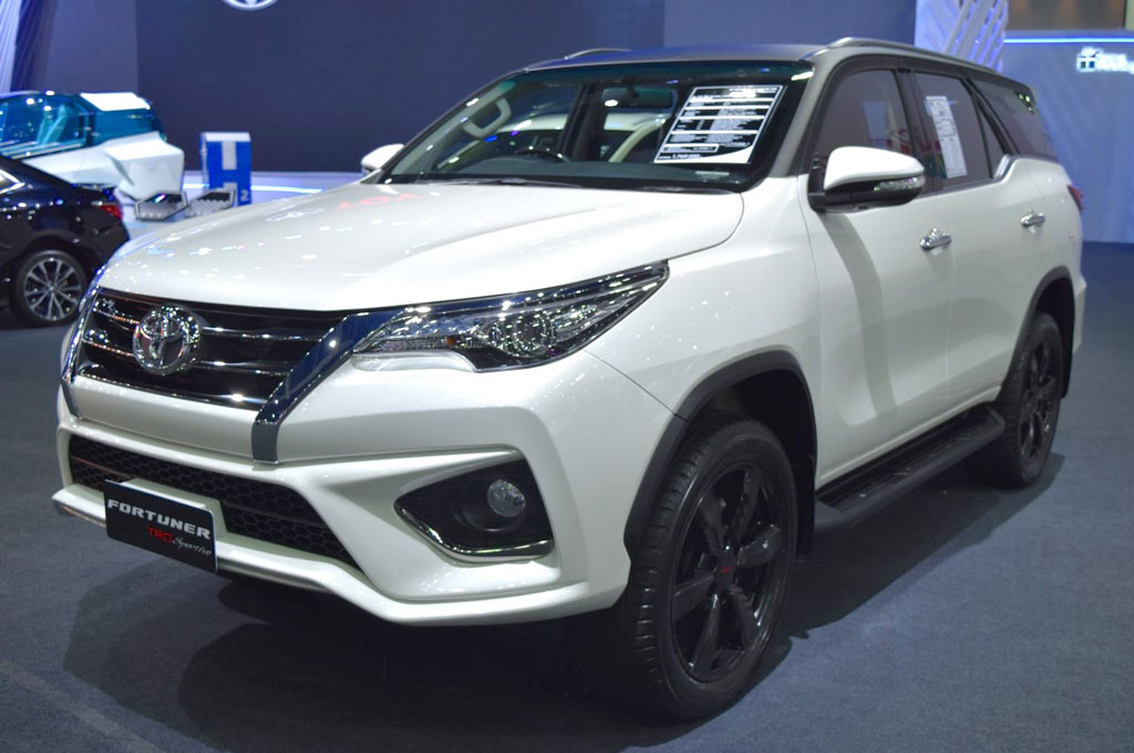 All New Toyota Fortuner Tampil Agresif Bergaya TRD Sportivo