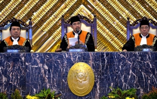 Rekrutmen Hakim Terbentur Aturan