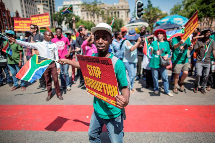 Perlawanan Terhadap Presiden Afsel Makin Intensif