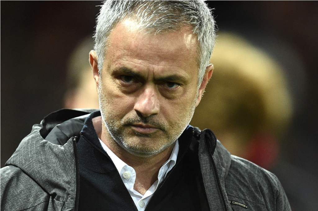 Jose Mourinho (Foto: AFP/OLI SCARFF)