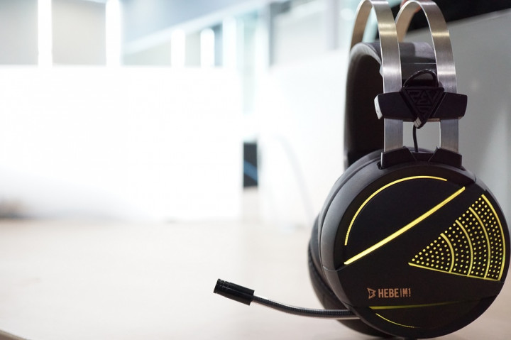Menjajal Headset Gaming Gamdias Hebe M1