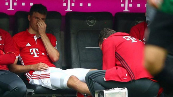 Jelang Lawan Madrid, Bayern Kehilangan Thomas Mueller