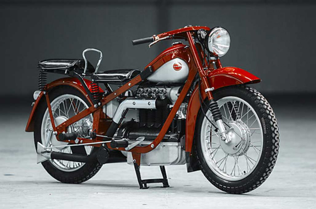 Nimbus 750 1938 ini sukses bertahan dengan kondisi orisinalnya. Pipeburn