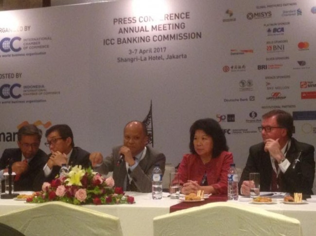 ICC Indonesia chairman Ilham Habibie (center) (Photo:MTVN/Desi Angriani)
