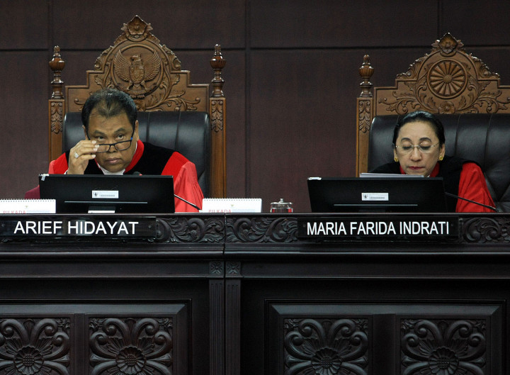 Gubernur dan Menteri Dilarang Batalkan Perda