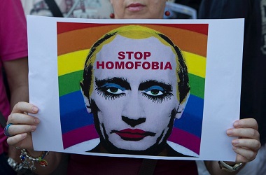 Gambar Putin seperti Badut Gay Dilarang Beredar di Rusia
