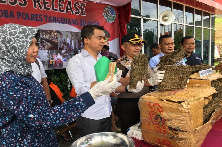 Lebih 40 Kg Ganja Gagal Diedarkan di Tangerang Selatan