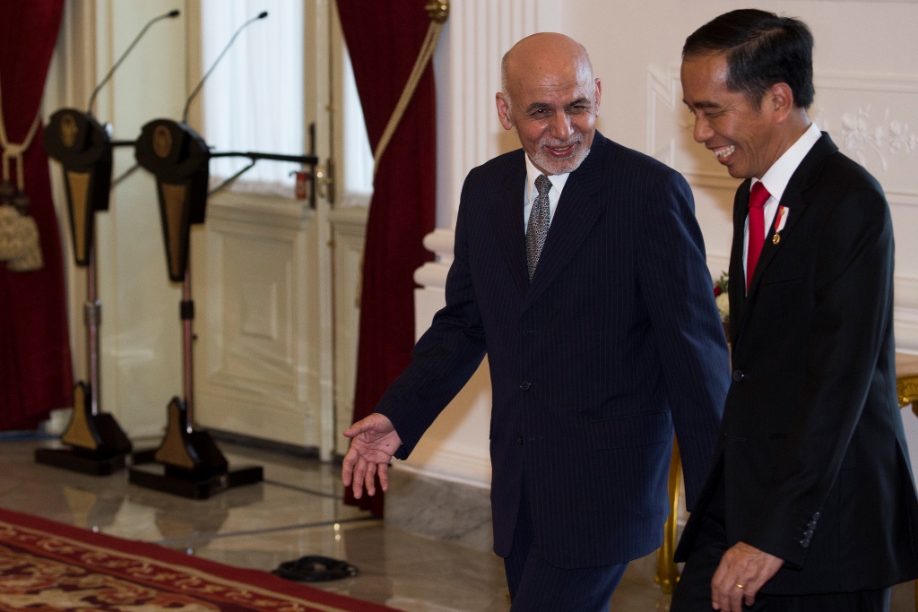 Presiden Joko Widodo bersama Presiden Afghanistan Ashraf Ghani. (Foto: ANTARA/Rosa Panggabean)