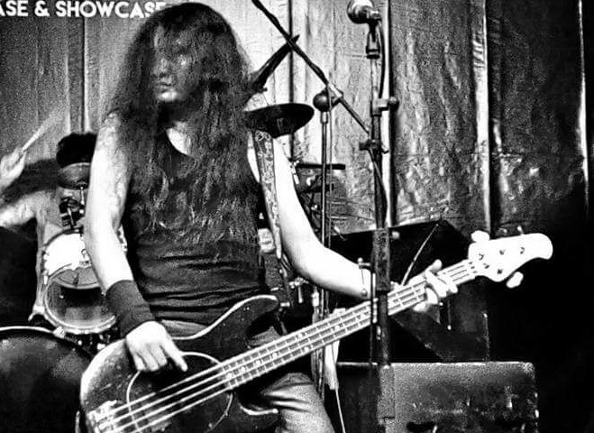 Kisah Bassist Roxx Menelusuri Ingatannya yang Hilang