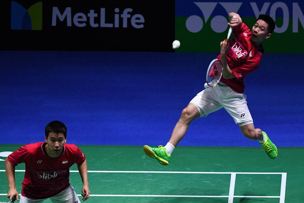 Marcus Fernaldi Gideon (Kiri)/ Kevin Sanjaya Sukamuljo (Kanan). (Foto: AFP/Justin Tallis)