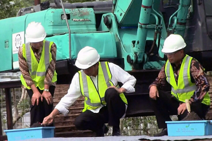 Kereta Api Bandara Adi Soemarmo Ditargetkan Beroperasi Akhir 2018